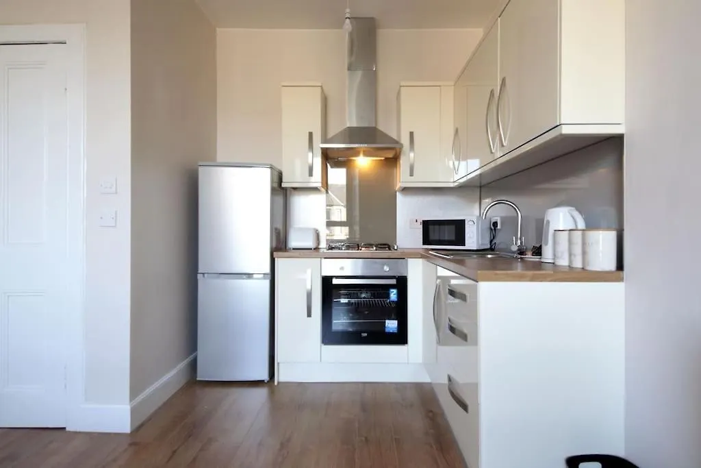 Modern City Centre Apartment In Central Hub Edinburgh United Kingdom