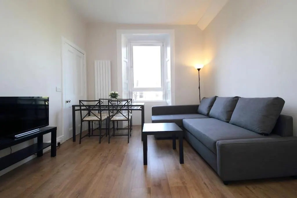 אדינבורו Modern City Centre Apartment In Central Hub 0*,